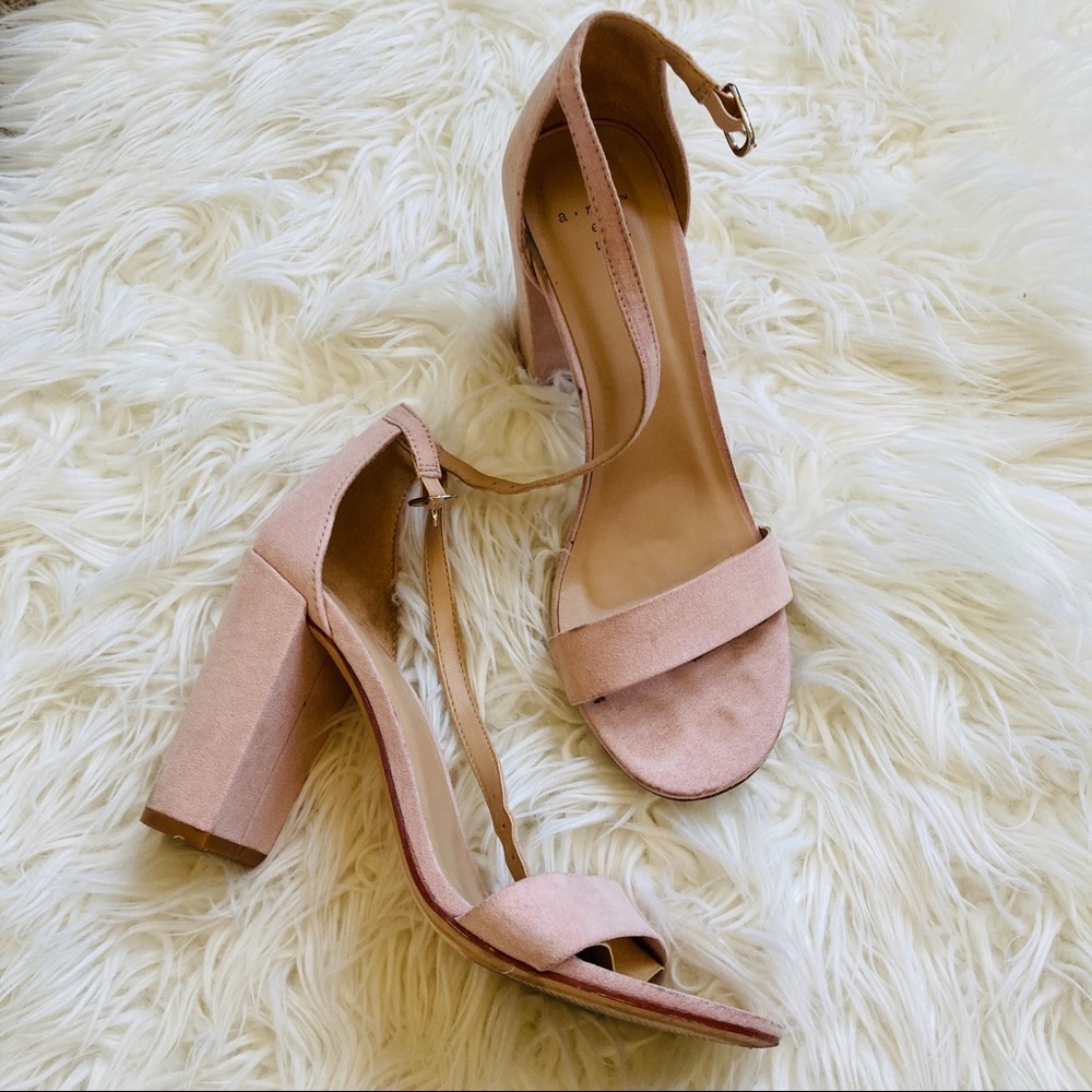 A New Day Blush Pink Block Heel Sandals Size 7.5